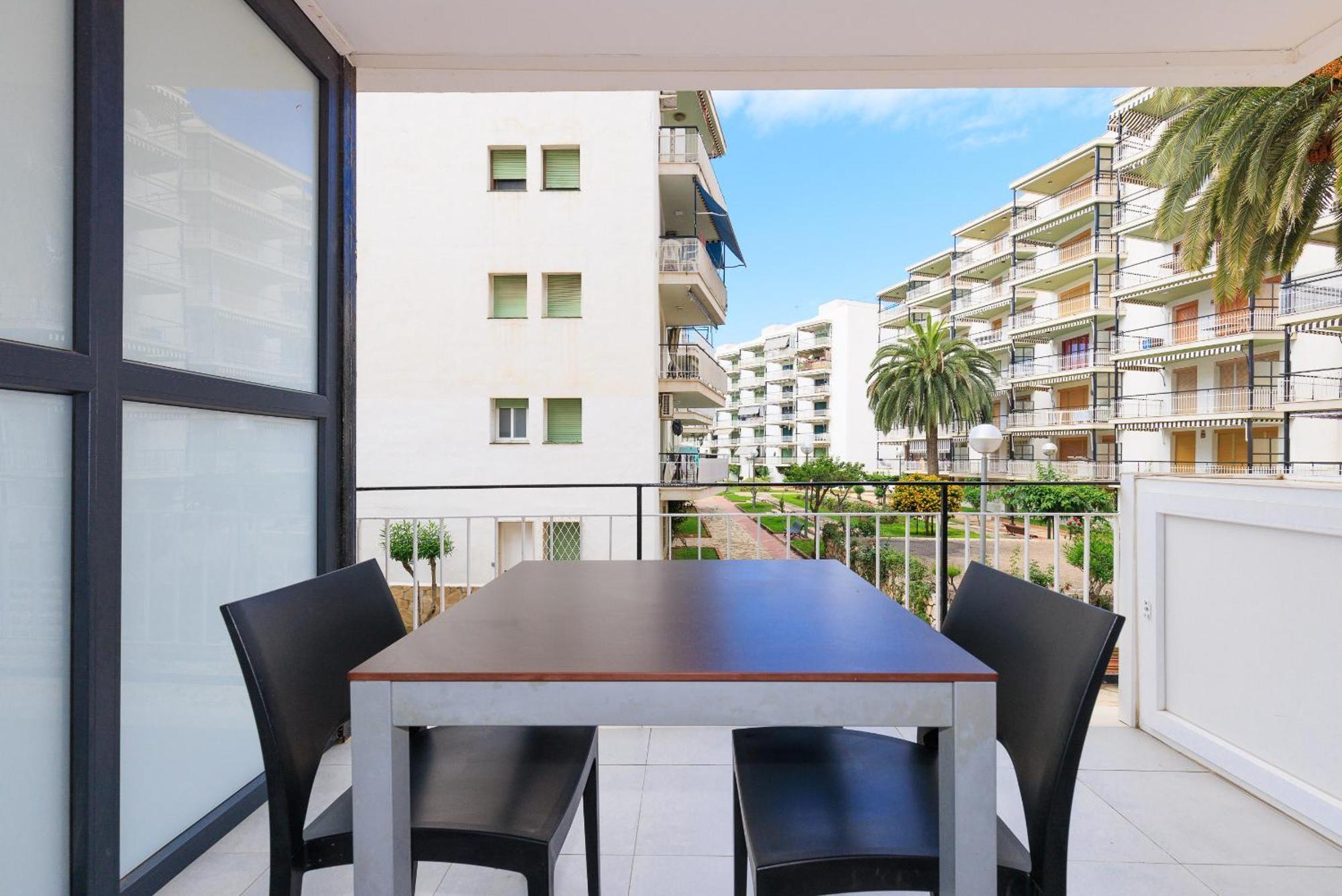 Rentalmar Aries Plus Salou Exterior foto