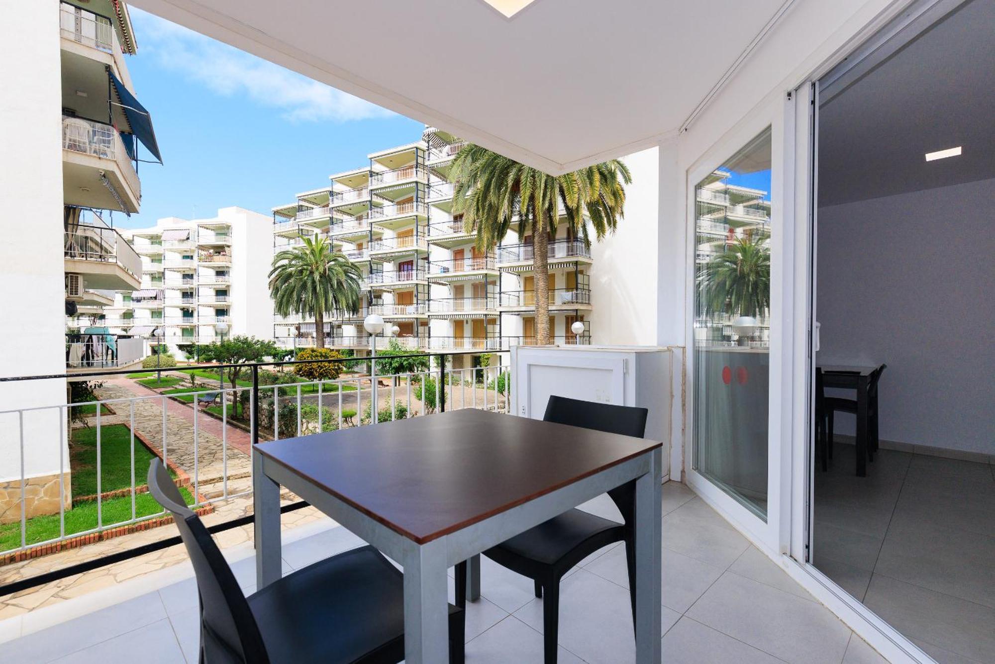 Rentalmar Aries Plus Salou Exterior foto